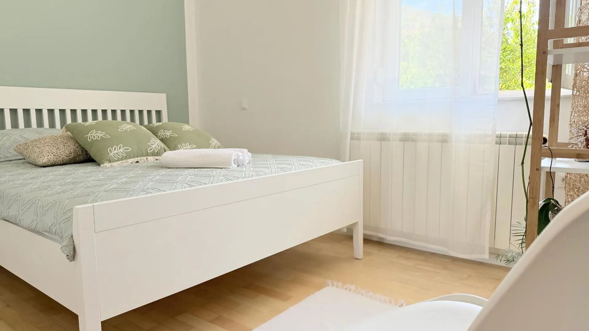 Luna Serene Garden Home - Jacuzzi Zadar