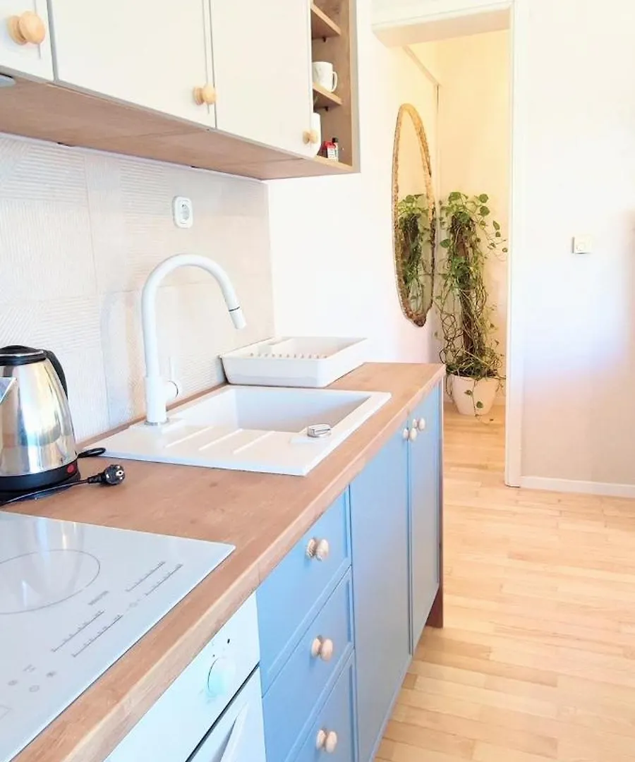 Apartment Luna Serene Garden Home - Jacuzzi & Gym Zadar